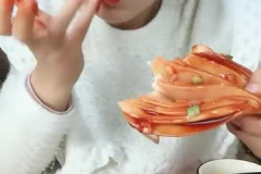 小姐姐的新鲜美食图片,新鲜美味一网打尽